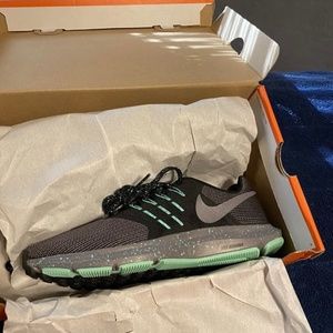 Womens Nike Run Swift SE